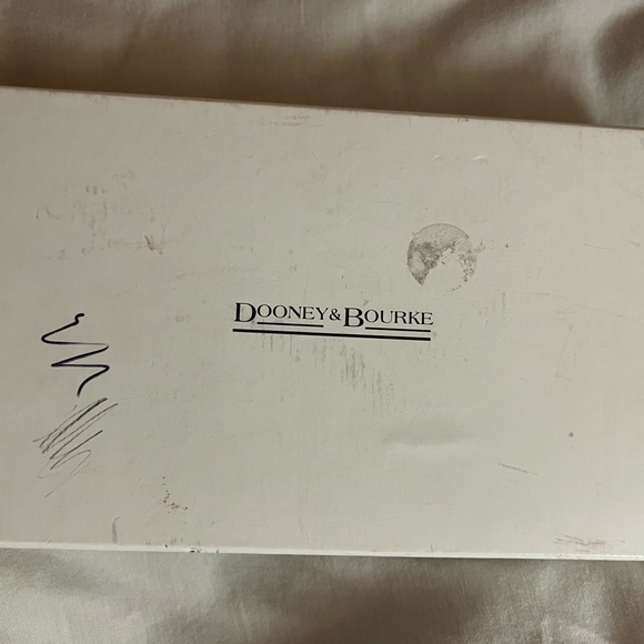 NIB Dooney and Bourke set, brown leather + canvas keychain and wristlet. Logo - Picture 8 of 9